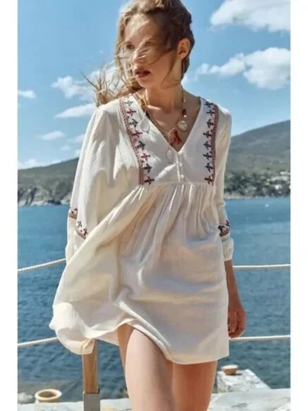 Zara Short Contrasting Embroidery Dress Relaxed Puff Sleeves Ivory Size S NWT